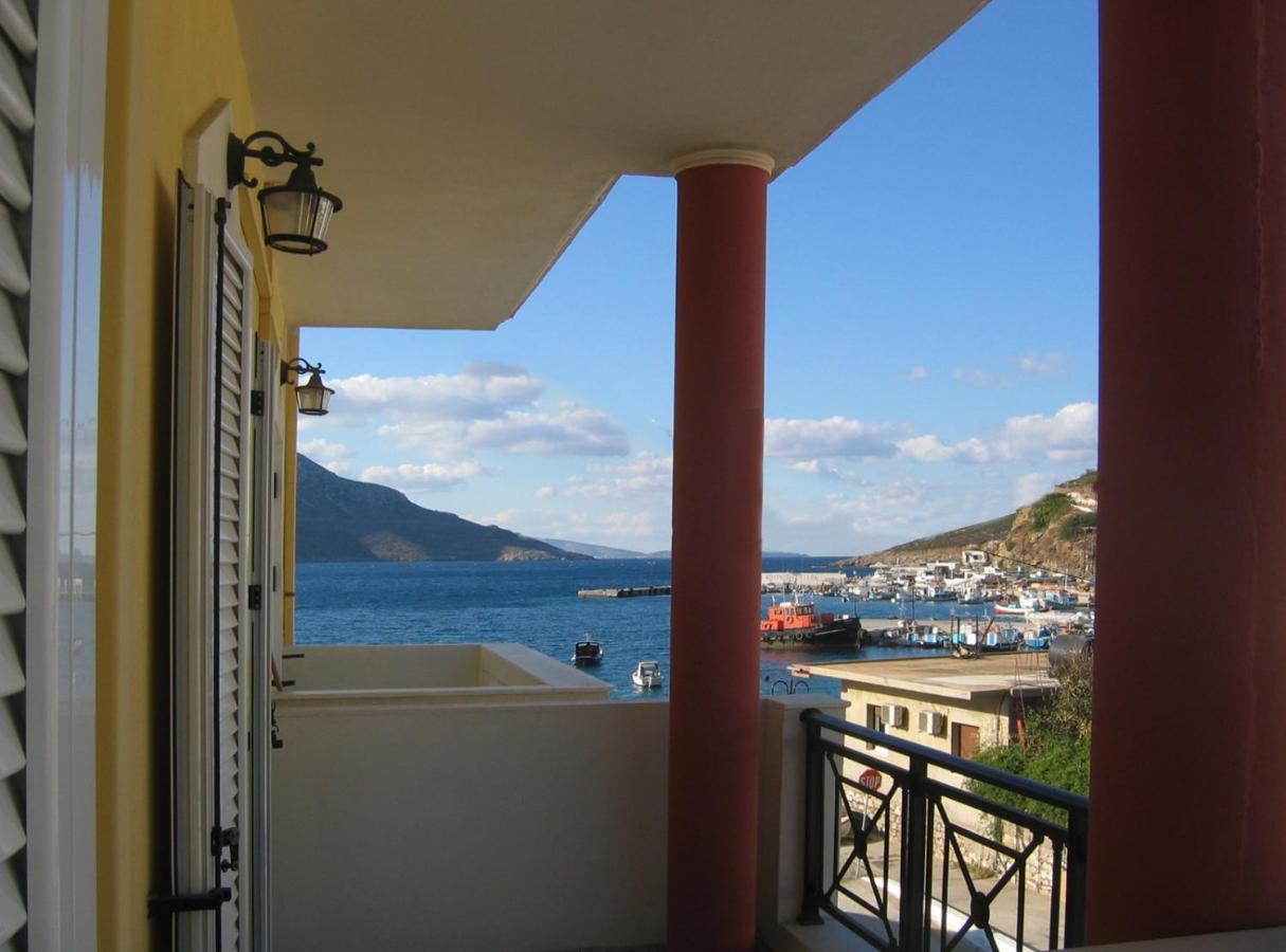 Costareli Aparthotel Fournoi Exterior photo