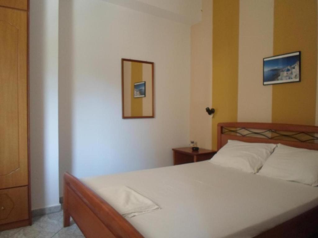 Costareli Aparthotel Fournoi Exterior photo