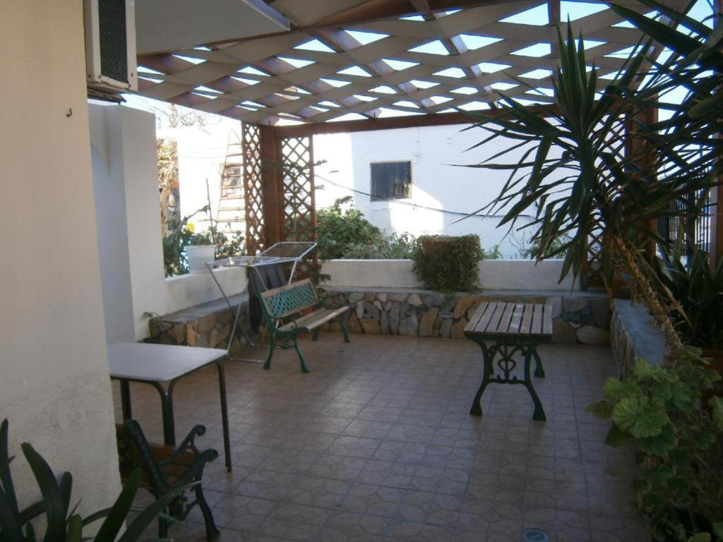 Costareli Aparthotel Fournoi Exterior photo
