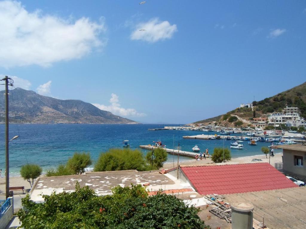 Costareli Aparthotel Fournoi Exterior photo