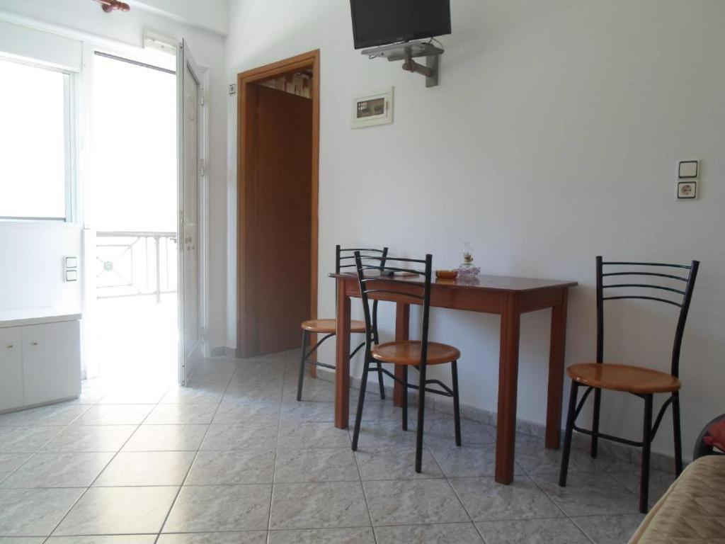 Costareli Aparthotel Fournoi Exterior photo