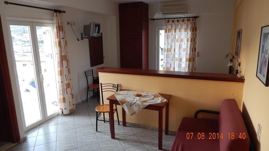 Costareli Aparthotel Fournoi Room photo