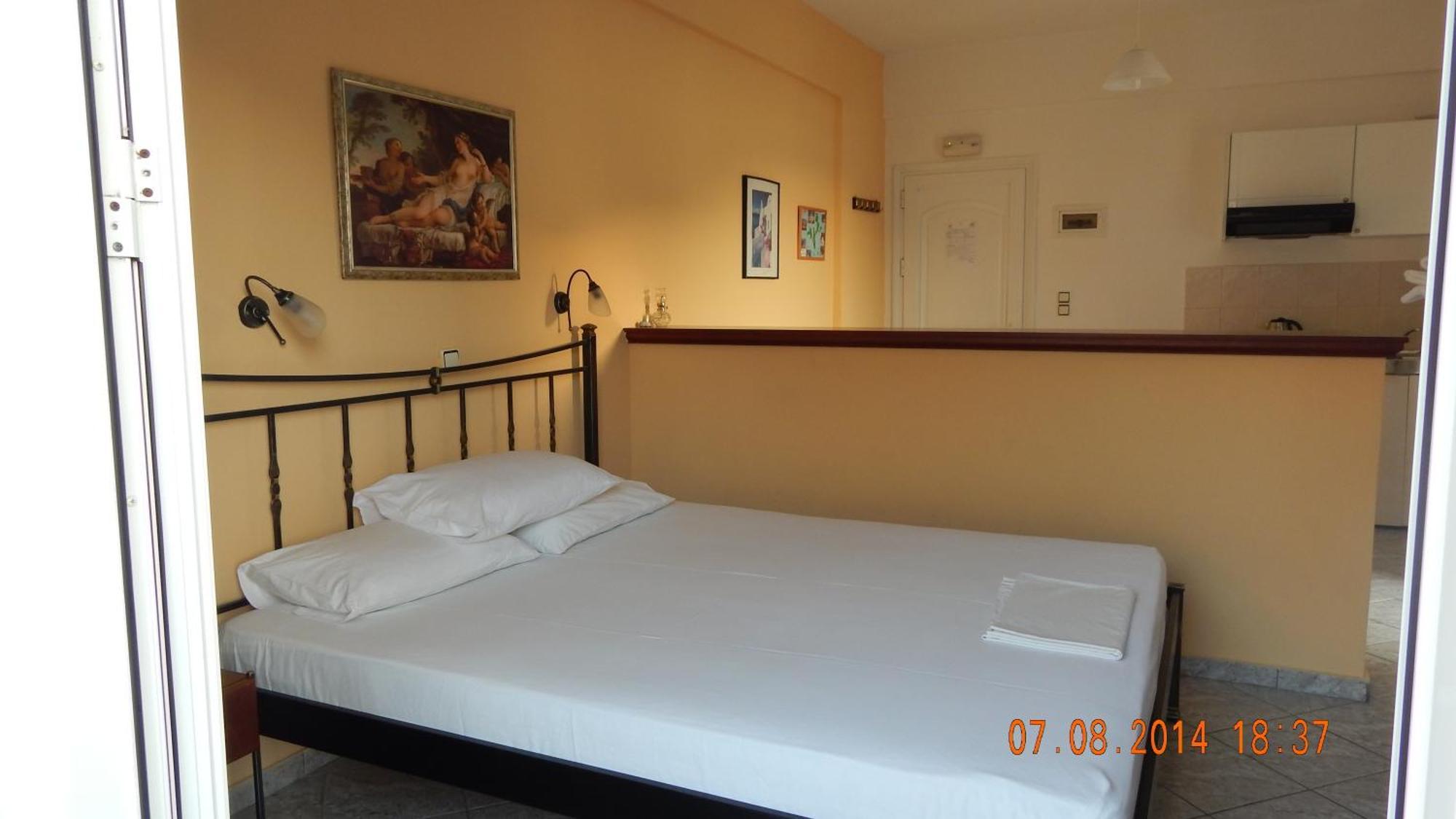 Costareli Aparthotel Fournoi Room photo