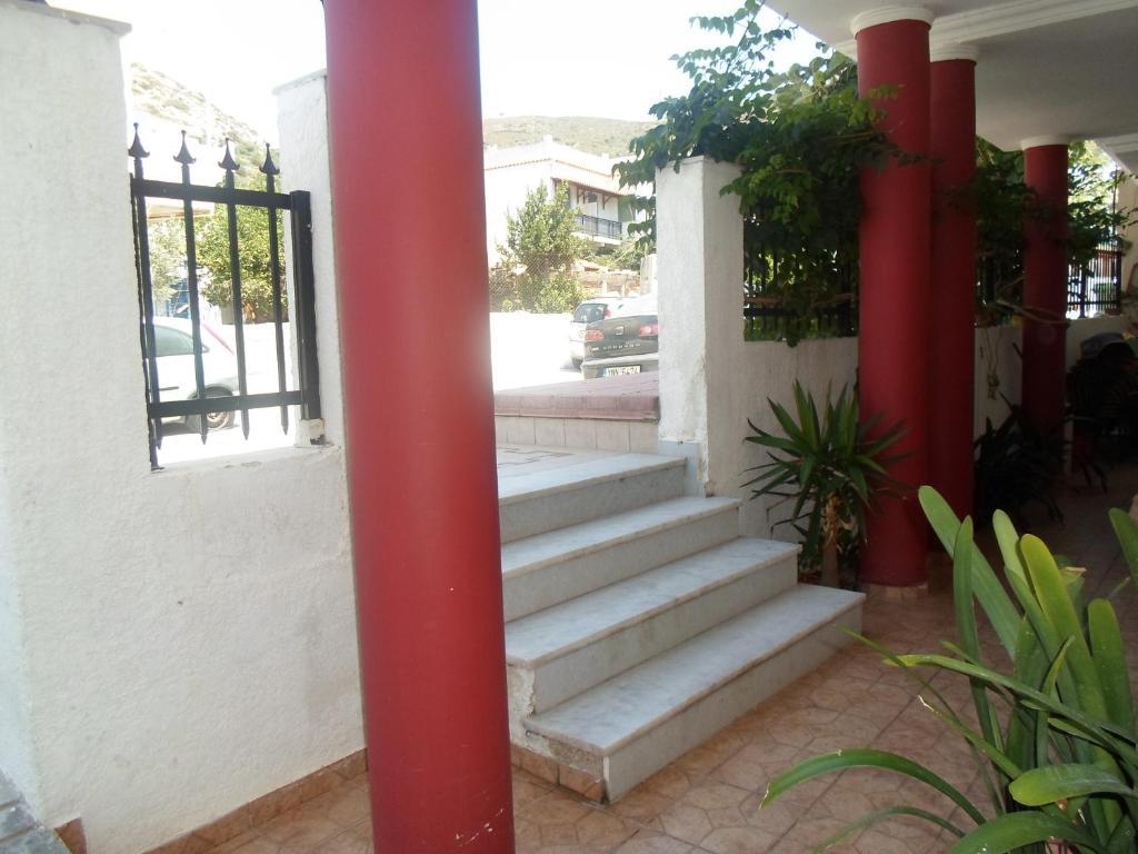 Costareli Aparthotel Fournoi Exterior photo