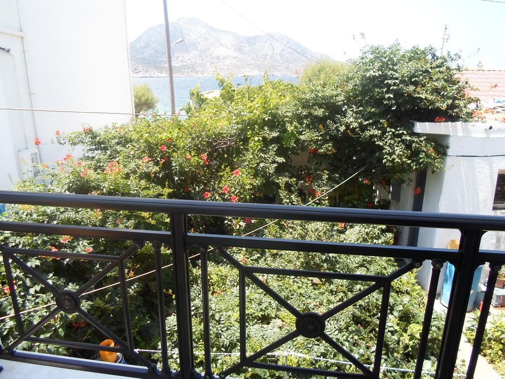 Costareli Aparthotel Fournoi Exterior photo