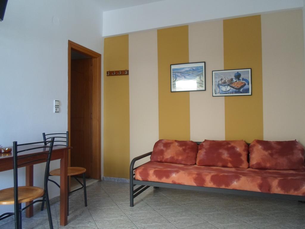 Costareli Aparthotel Fournoi Exterior photo
